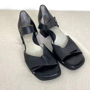 Beautifeel black leather open toe shoes Size 39‎